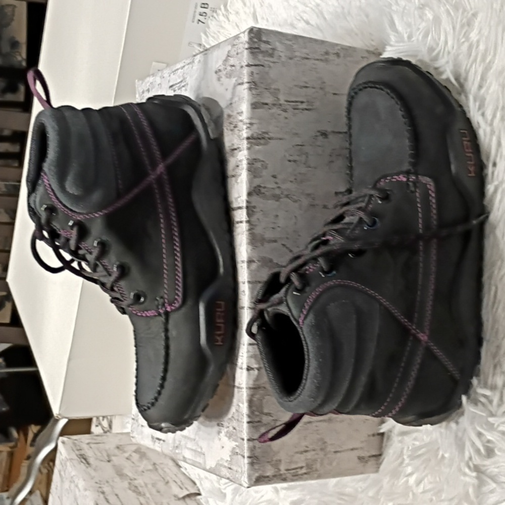 KURU Quest Women's 7.5 Charcoal Hiking Boots Plantar Fascitis Supportive